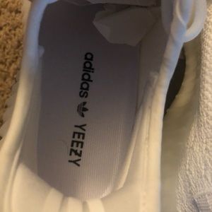 Yeezy 350 white